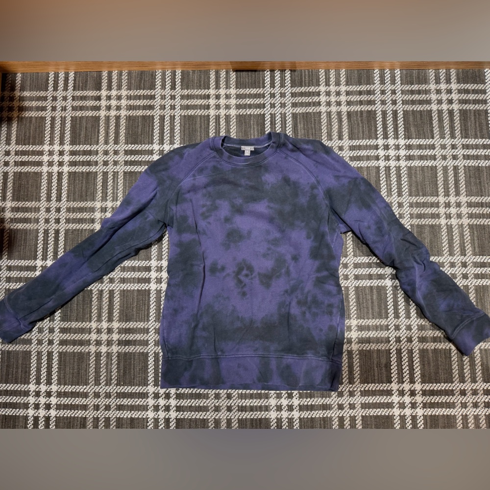 Vince Navy and Black Sweatshirt